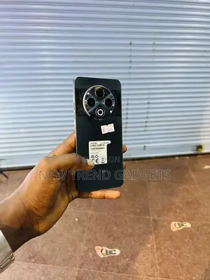 Tecno Spark 30 128 GB Black
