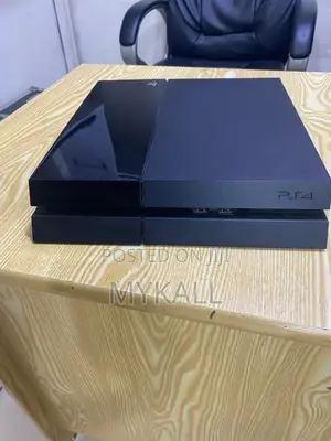 Ps4 Stchipped Ps4, Playstation 4 Standard. 10 Games, 2 Controllers