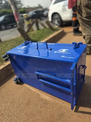 School Medium Suitcase With Rollers