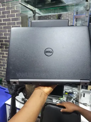 Laptop Dell Latitude E7470 8GB Intel Core i5 SSD 256GB