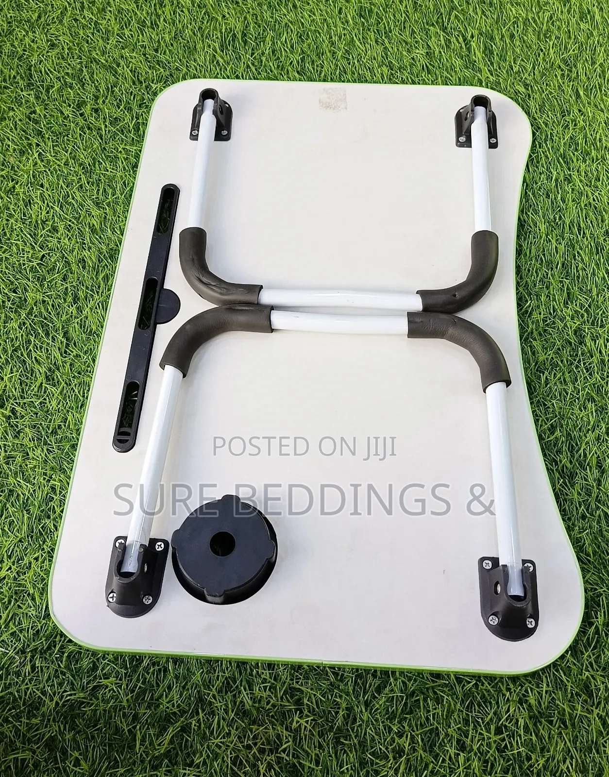 Simple Foldable Reading Table