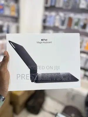 Apple Magic Keyboard for iPad Pro M4 / M5 11inch and 13inch
