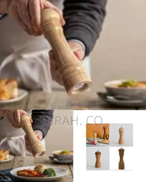 Classic Wooden Spice Grinder With Adjustable Ceramic Core - Multicol