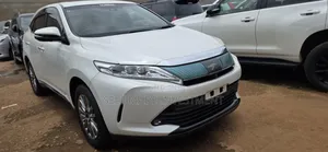 Toyota Harrier 2018 White