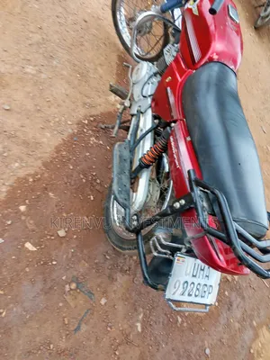 Boss Hoss BH3 2022 Red