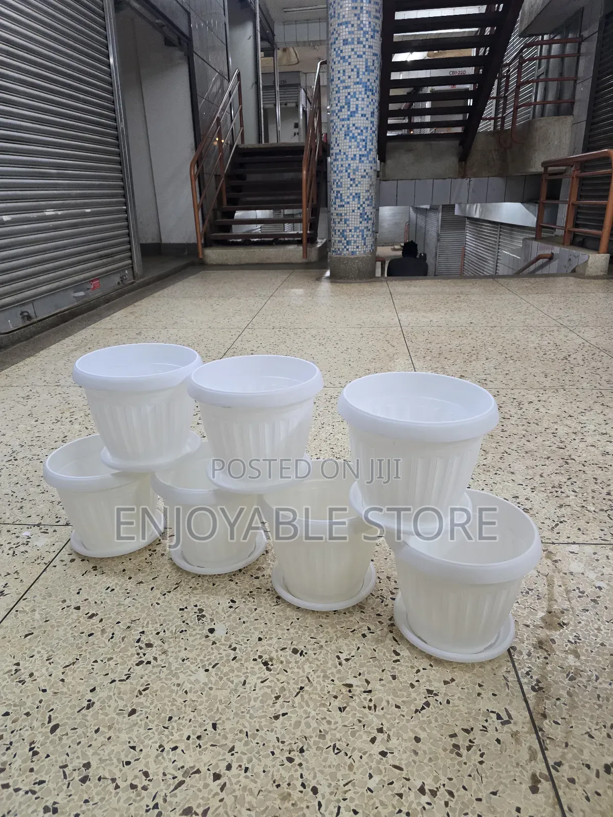 Base Plate Plastic Flower Pots Plastic Flower Pots