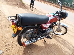 Bajaj Boxer 100 2019 Red