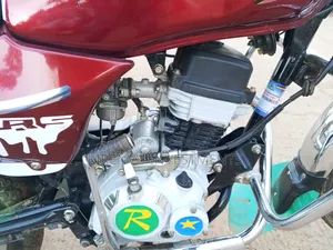 Bajaj Boxer 100 2021 Red