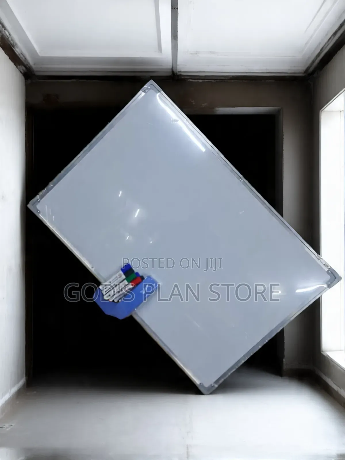 Wallmouted White Boards 90×120 With 3makers and Duster