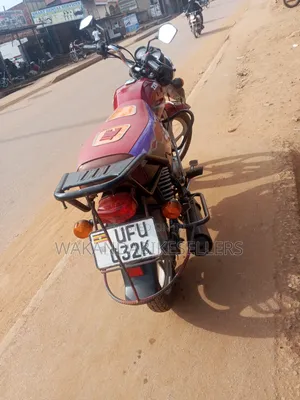 TVS HLX 125 2023 Red