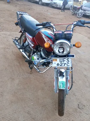 Bajaj Boxer 125 2023 Red