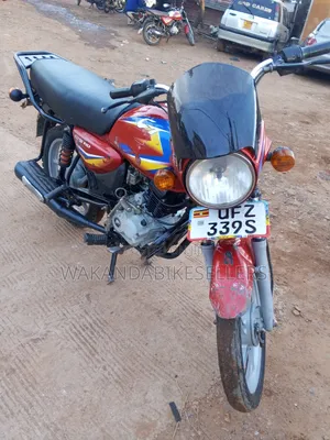 Bajaj Boxer 125 2023 Red