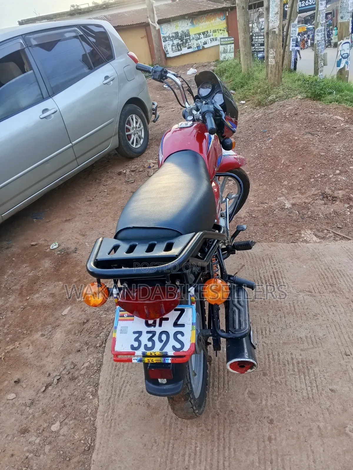 Bajaj Boxer 125 2023 Red