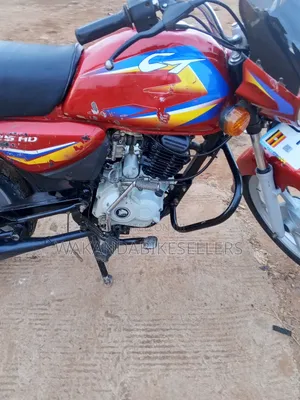 Bajaj Boxer 125 2023 Red