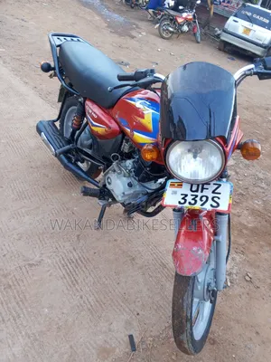 Bajaj Boxer 125 2023 Red