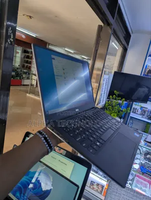 Laptop Dell XPS 13 9360 8GB Intel Core i5 SSD 256GB