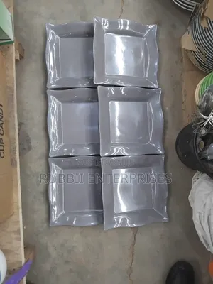 Square Dinner Plates 6pcs ~ Grey