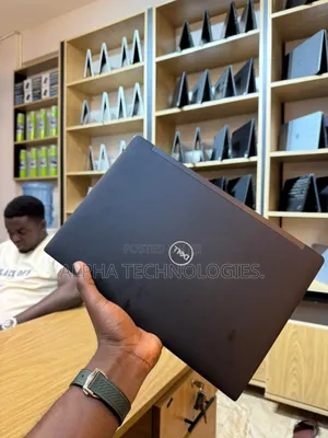 Laptop Dell Latitude 7390 8GB Intel Core i5 SSD 256GB