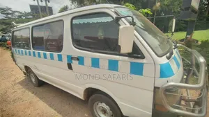 Toyota HiAce 1993 White