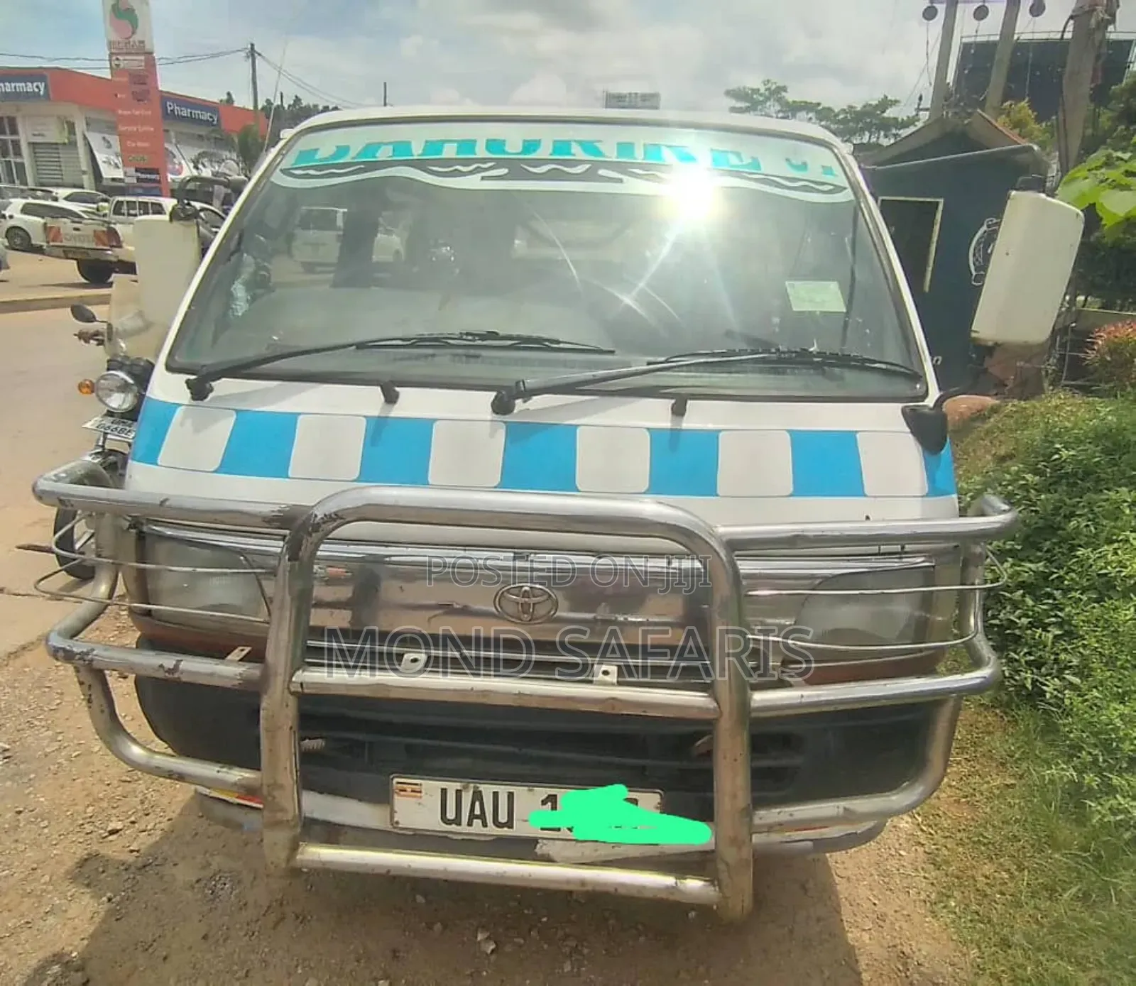 Toyota HiAce 1993 White
