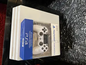 Ps4 Pro Console Used 1 White Controller**