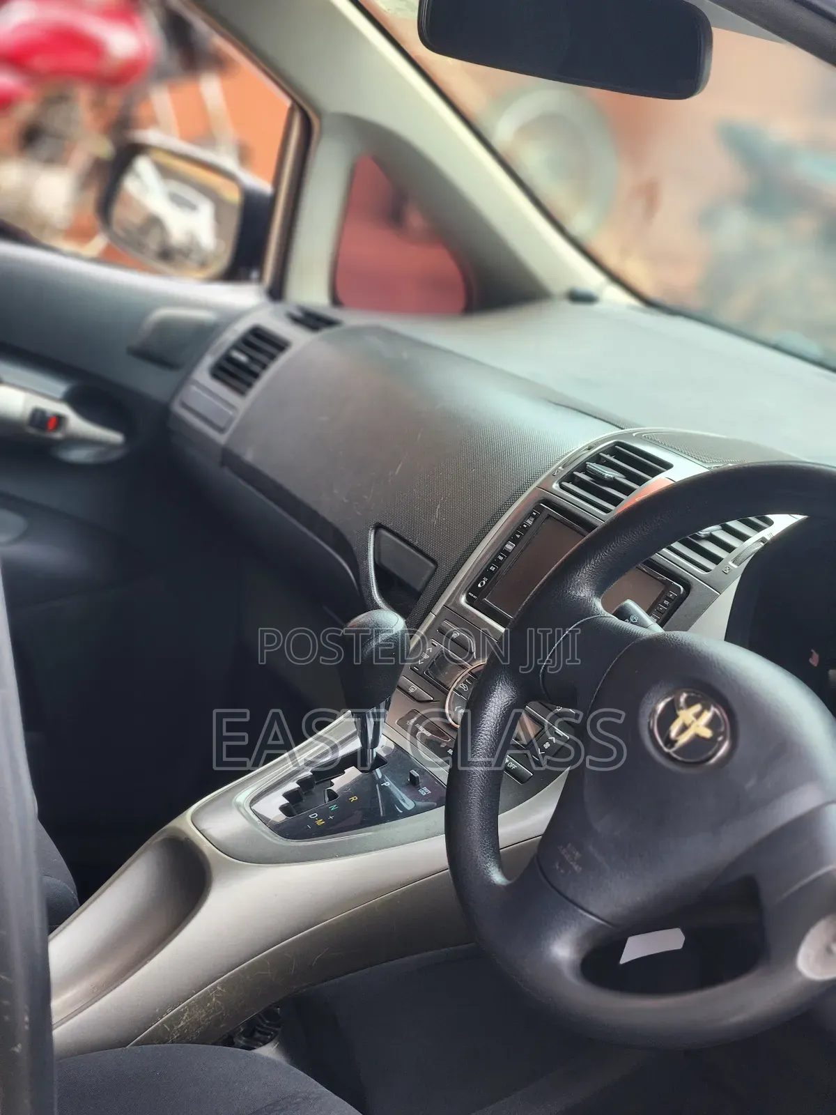 Toyota Auris 2009 Silver