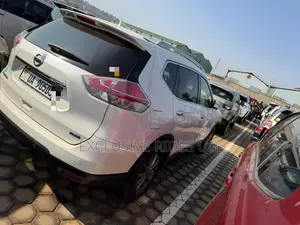 Nissan X-Trail 2014 White