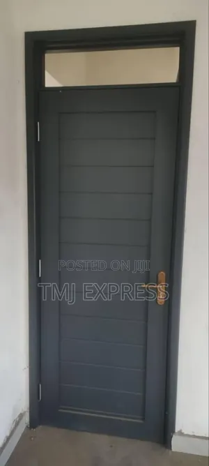 Plastic Doors With Fitting