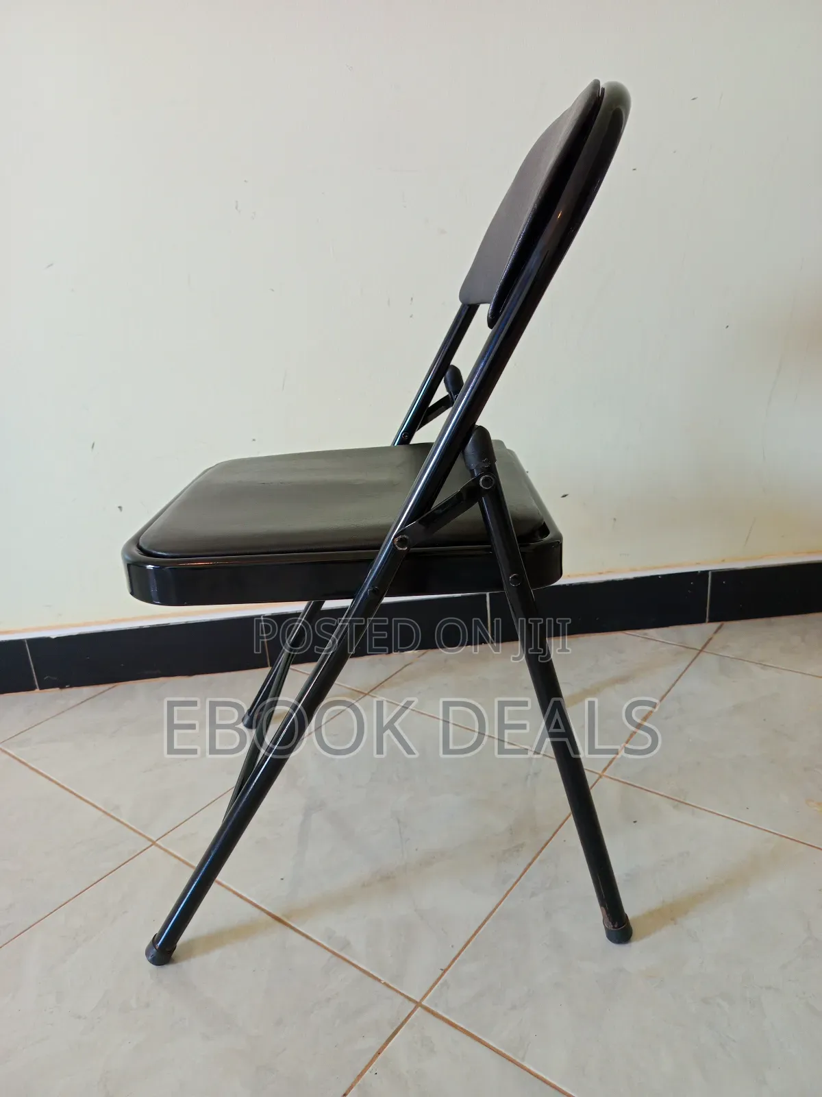 Table + Chair