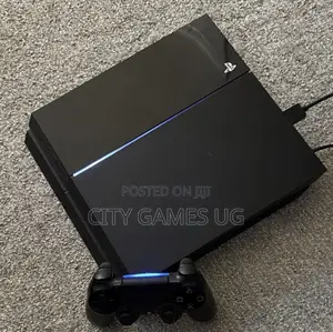 Sony Playstation 4 Black 500gb With Controller Games Preinstalled