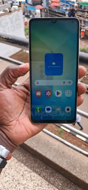 Samsung Galaxy A06 64 GB Yellow