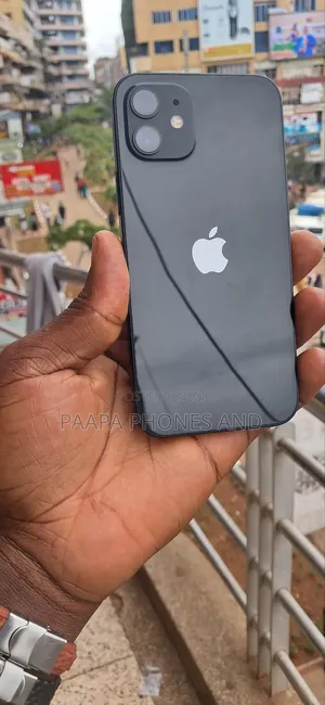 Apple iPhone 12 64 GB Black