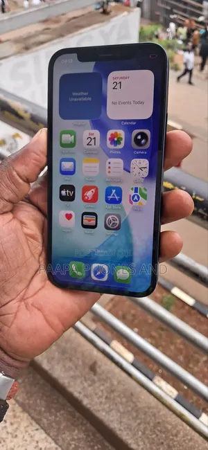 Apple iPhone 12 64 GB Black