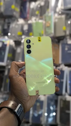 Samsung Galaxy A15 128 GB Yellow
