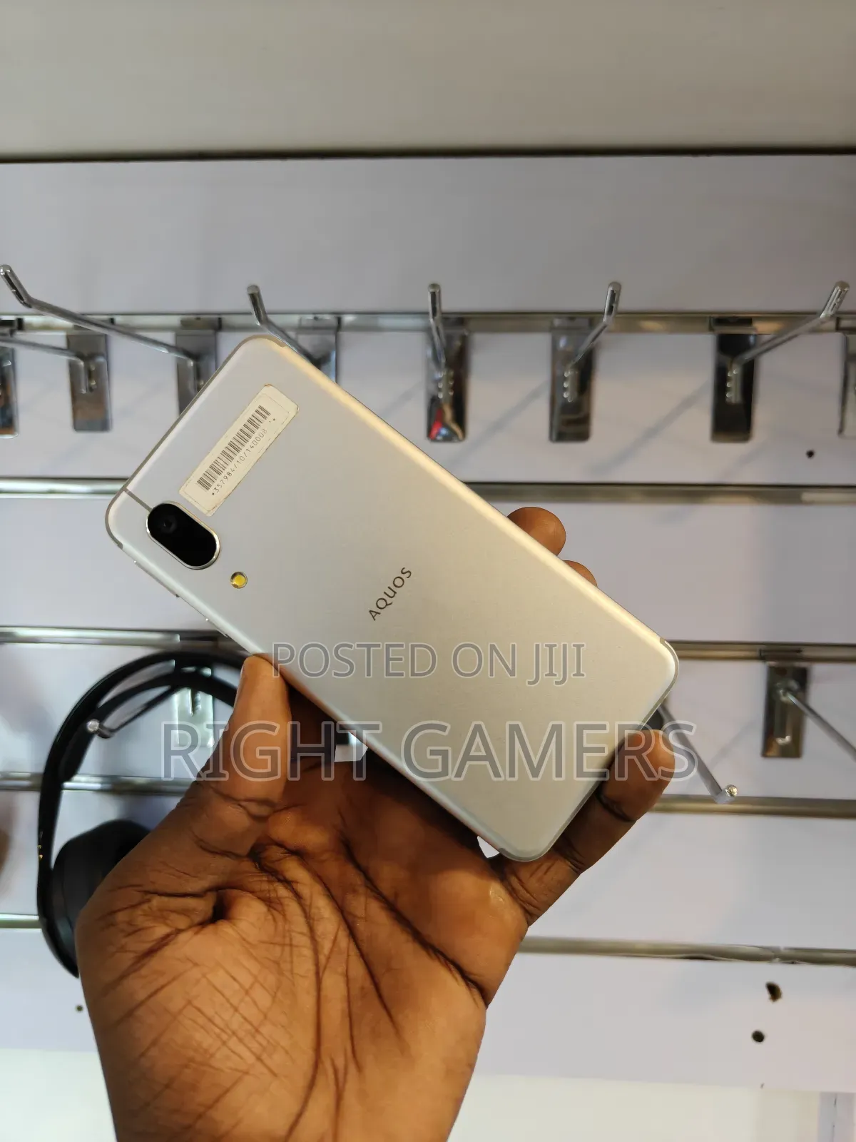 Sharp Aquos Sense 3 SHV45 64 GB Silver