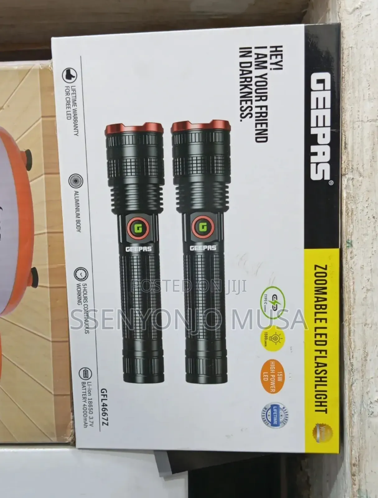 Geepas Rechargeable Zoomable Led Flashlight – Pack Of 2