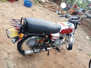 Bajaj Boxer 100 2017 Red