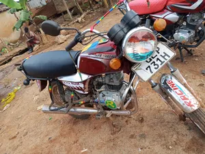 Bajaj Boxer 2018 Red