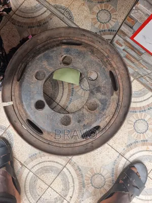 Rims for Isuzu Elf Size 15 With 6 Hooes.