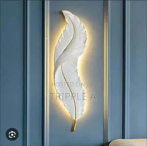 Feather Wall Light