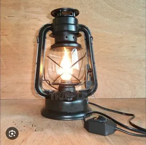 Metal Kerosene Lantern Vintage Oil Burning Lantern