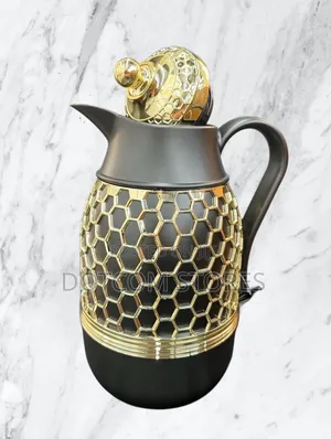 Gold-Colored Honeycomb Vacuum Flask
