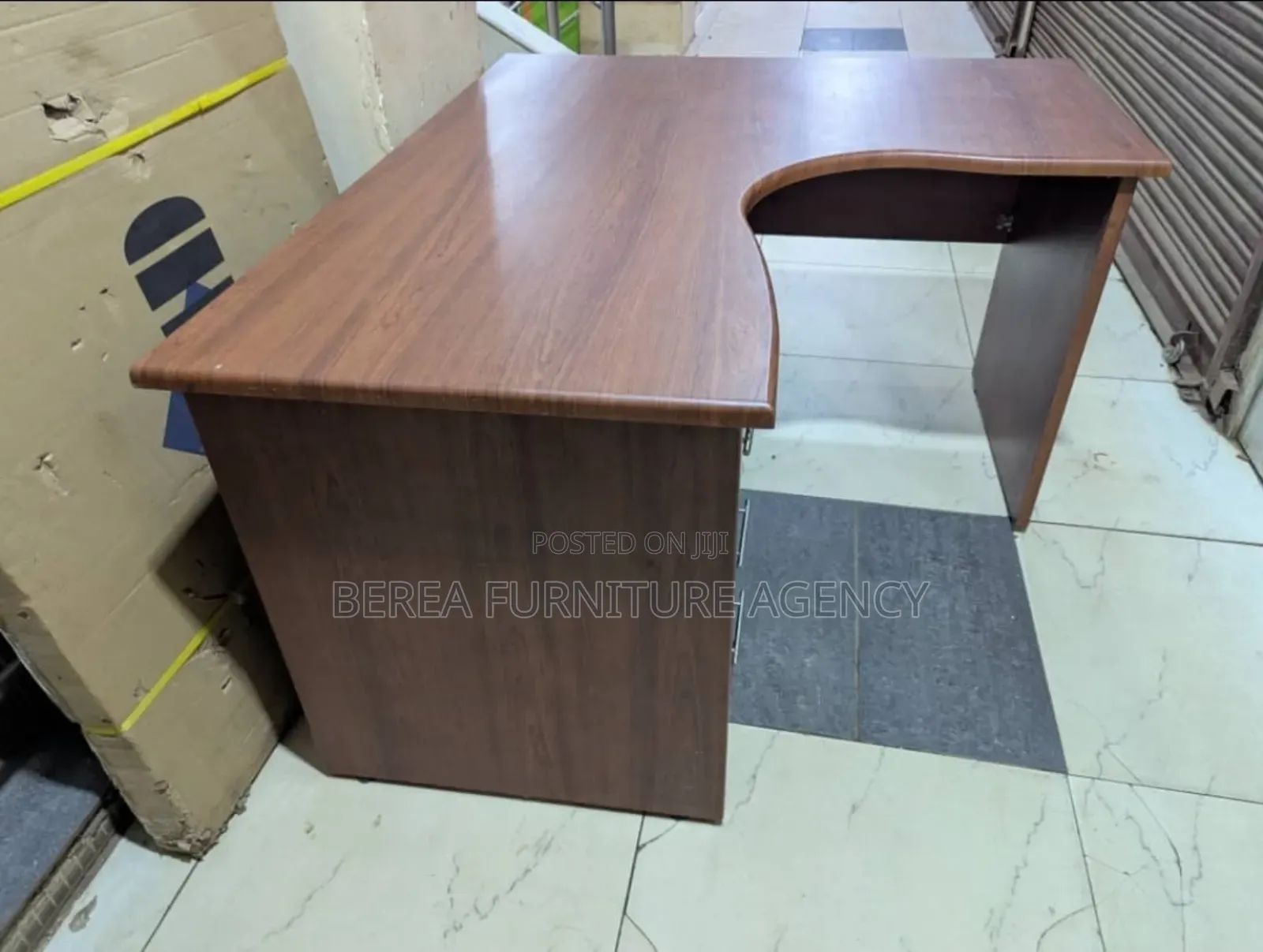 U-Shaped Office Table 140cm by 120cm