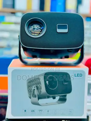 Portable Projector, Movie Projector With Auto Focus Keystone
