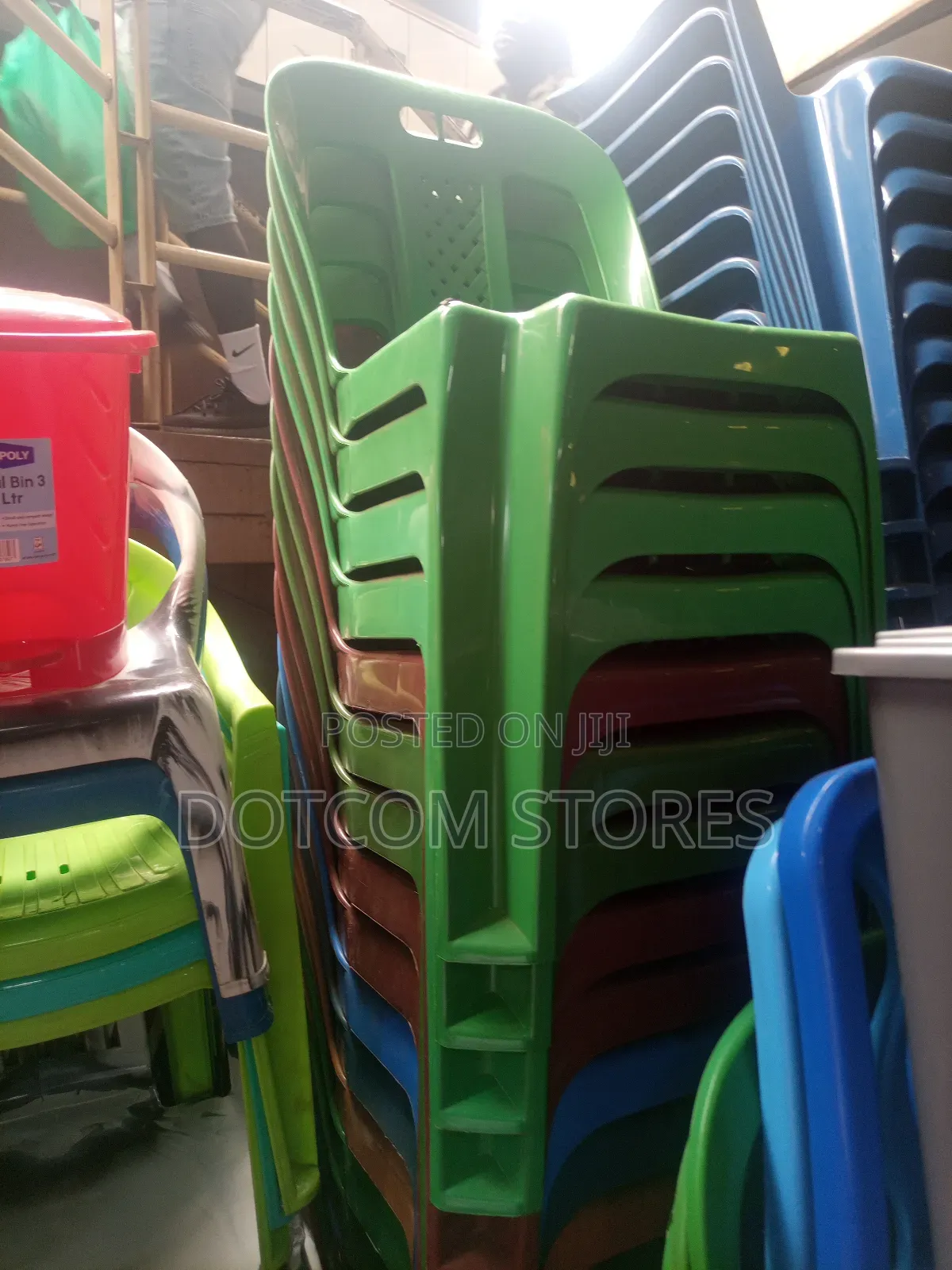 Armless Plastic Monobloc Chairs