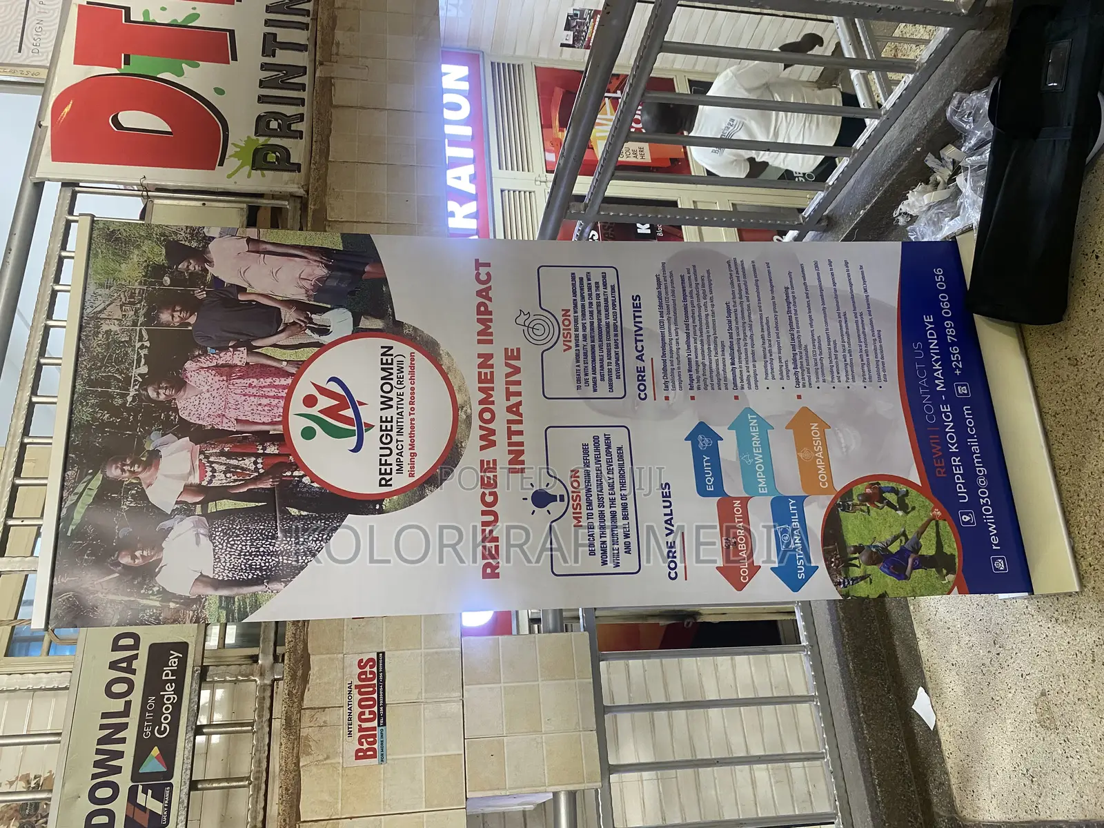 Pull-Up Banner