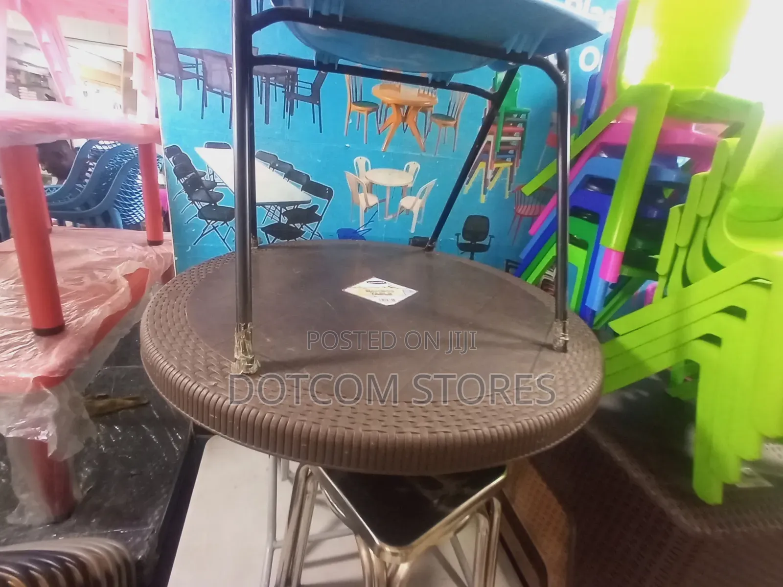 Round Plastic Folding Table