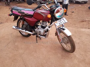 Bajaj Boxer 100 2020 Red