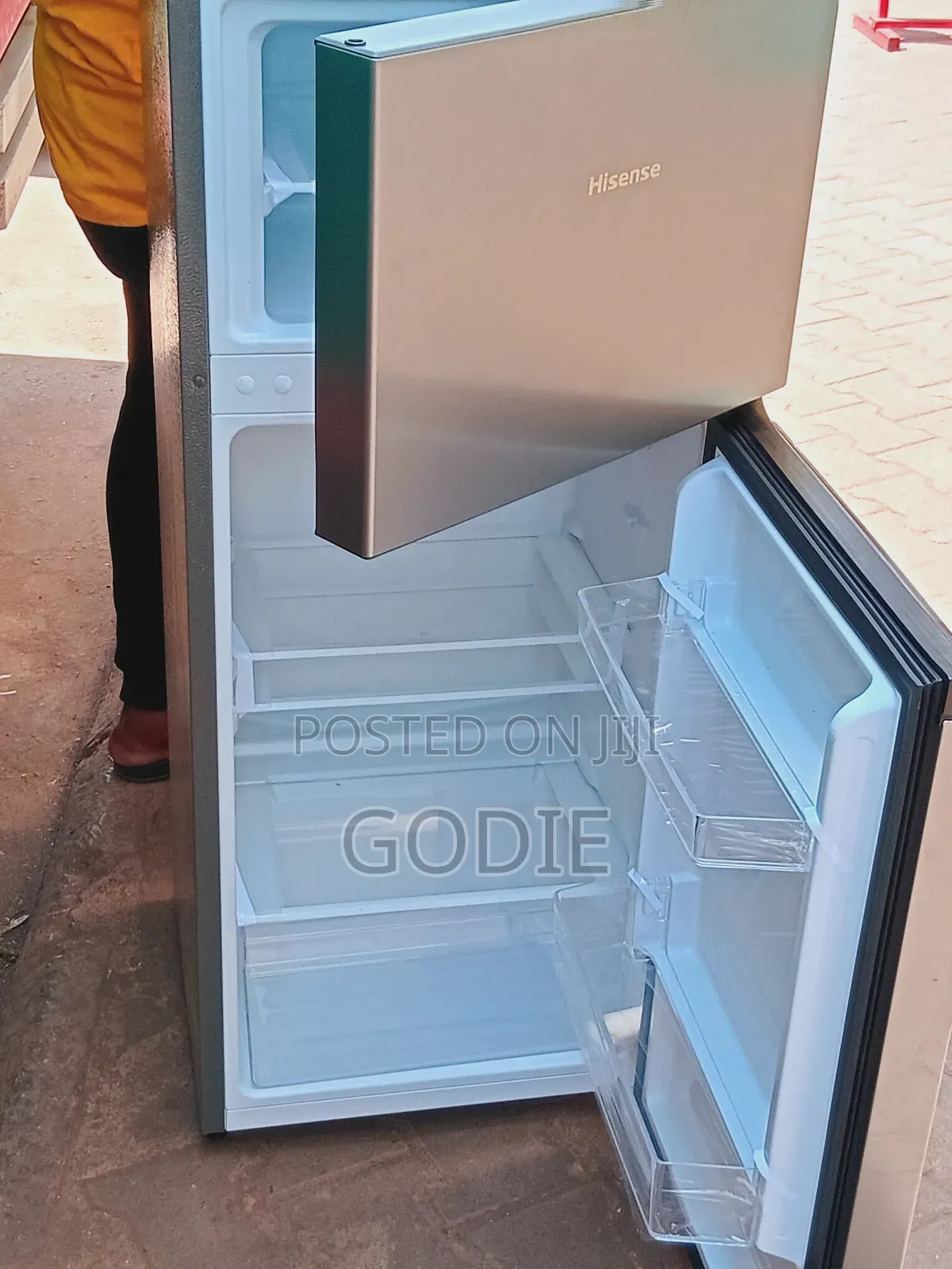 Hisense Fridge 160l Double Door