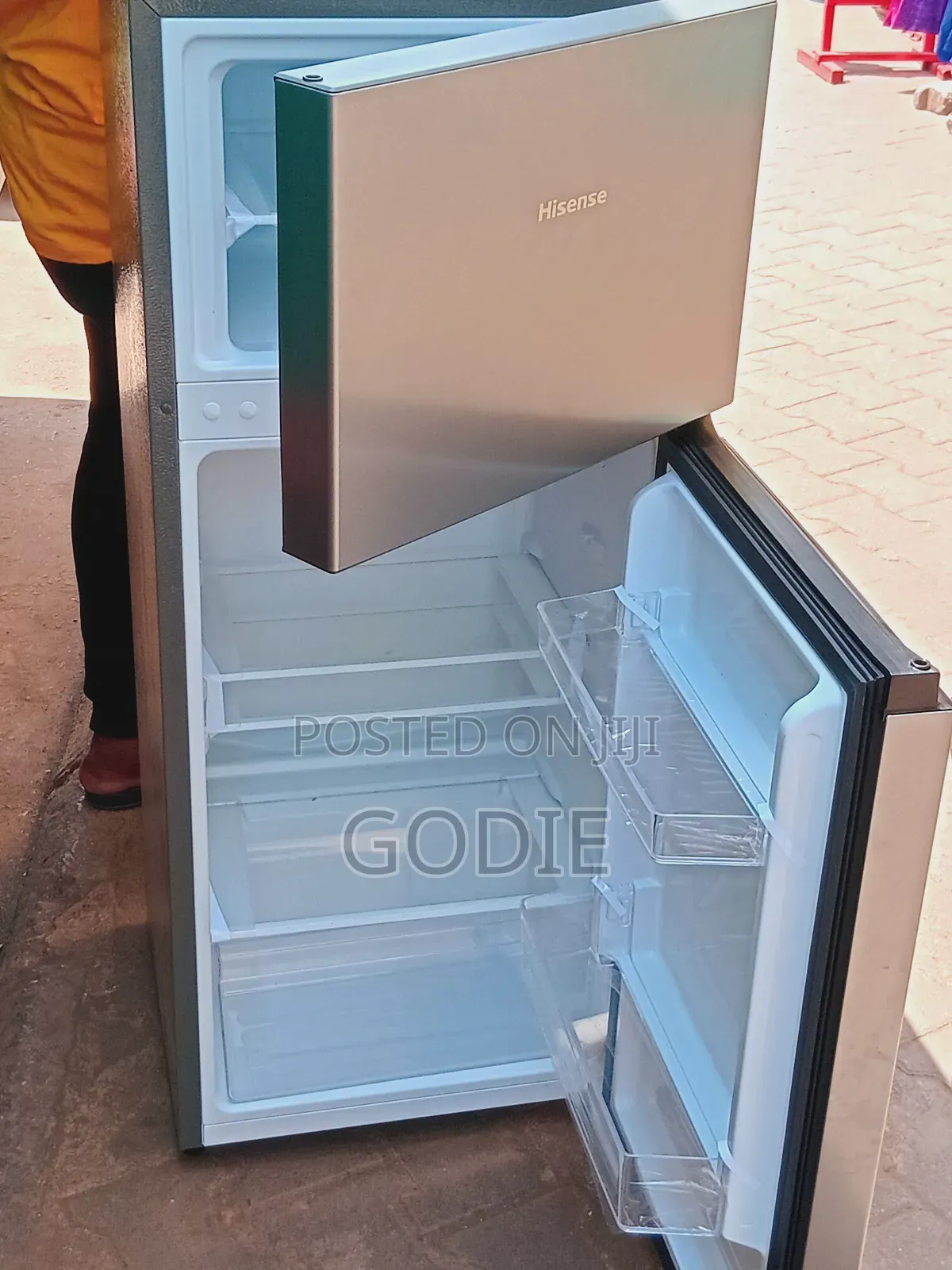 Hisense Fridge 160l Double Door